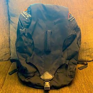 Lowe Alpine Voyager 40 Backpack (Black)